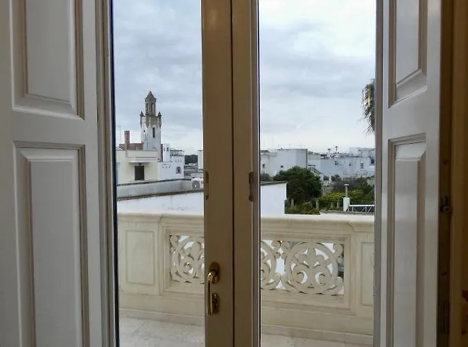 Palazzo Casto Relais טביאנו