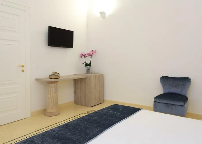 Palazzo Casto Relais 4* טביאנו