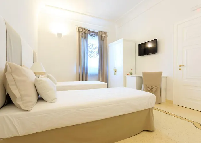 Palazzo Casto Relais בית הארחה טביאנו