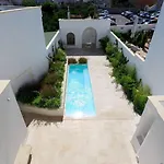 Palazzo Casto Relais בית הארחה טביאנו
