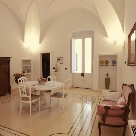 Gasthuis Palazzo Casto Relais 3*